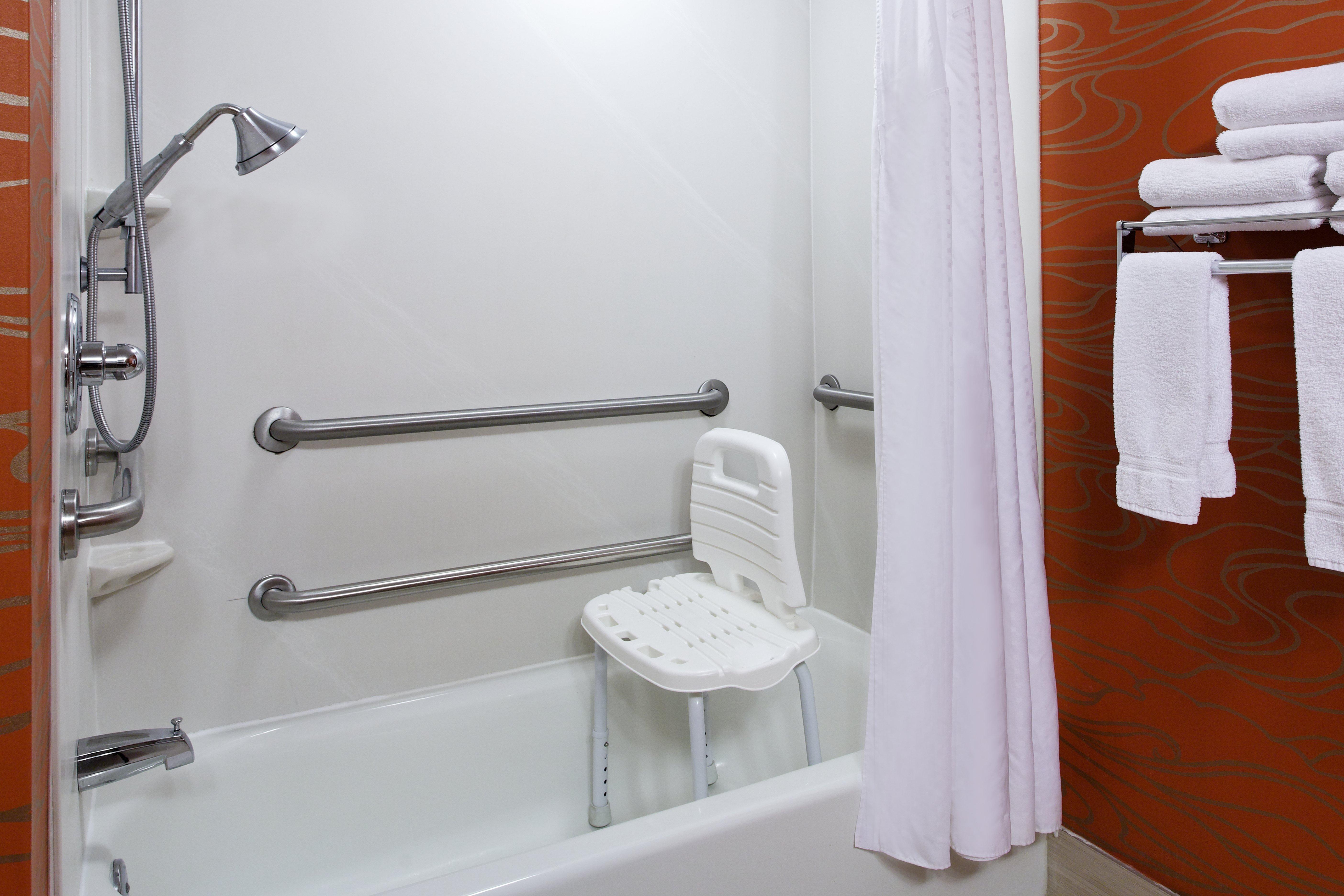 Holiday Inn Express Richmond-Brandermill-Hull Street By Ihg Экстерьер фото